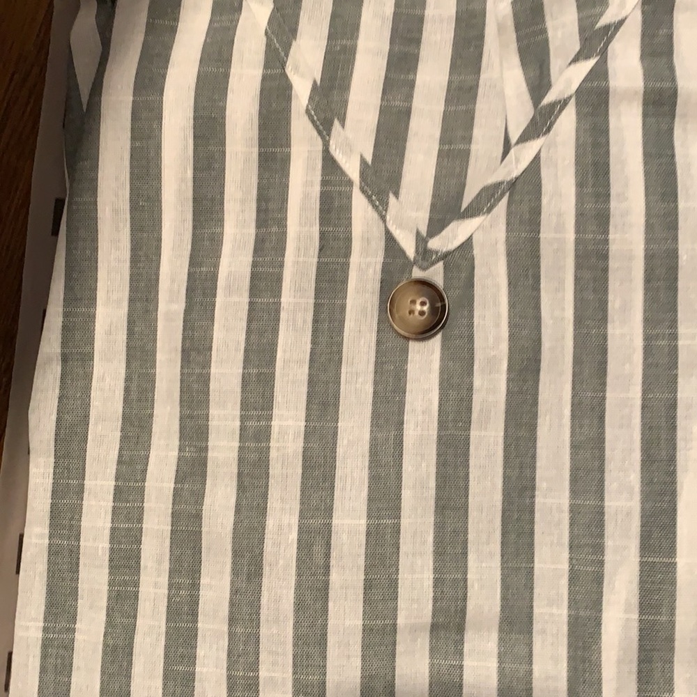 LAST 1️⃣ 🤍Buttoned Front Knot Cuff Striped Top - Picture 6 of 6